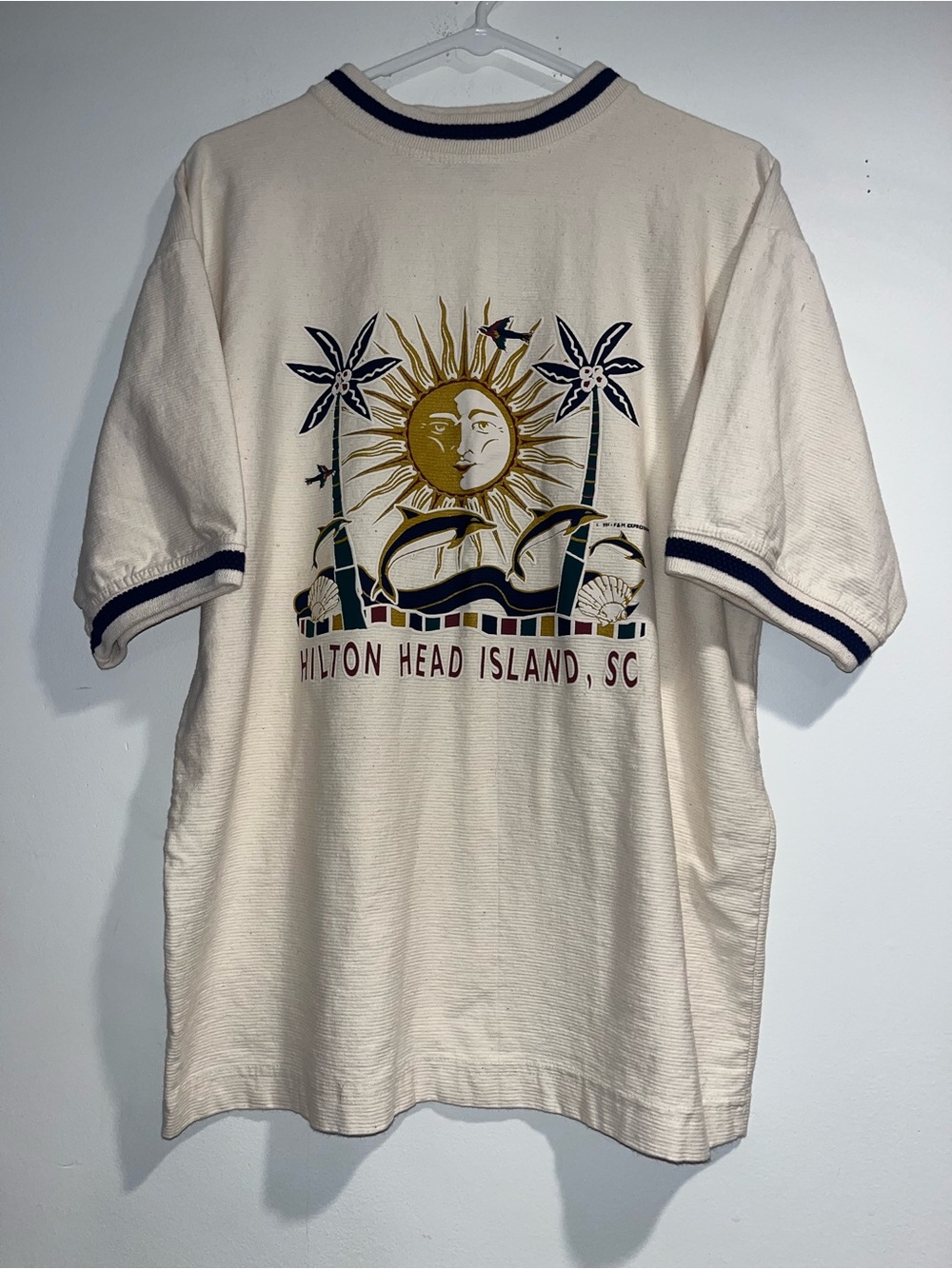 TOO COOL INTERNATIONAL VTG Hilton Head Island crew neck tshirt 90s USA